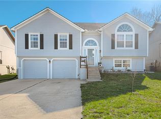 11219 N Lewis Ave, Kansas City, MO 64157