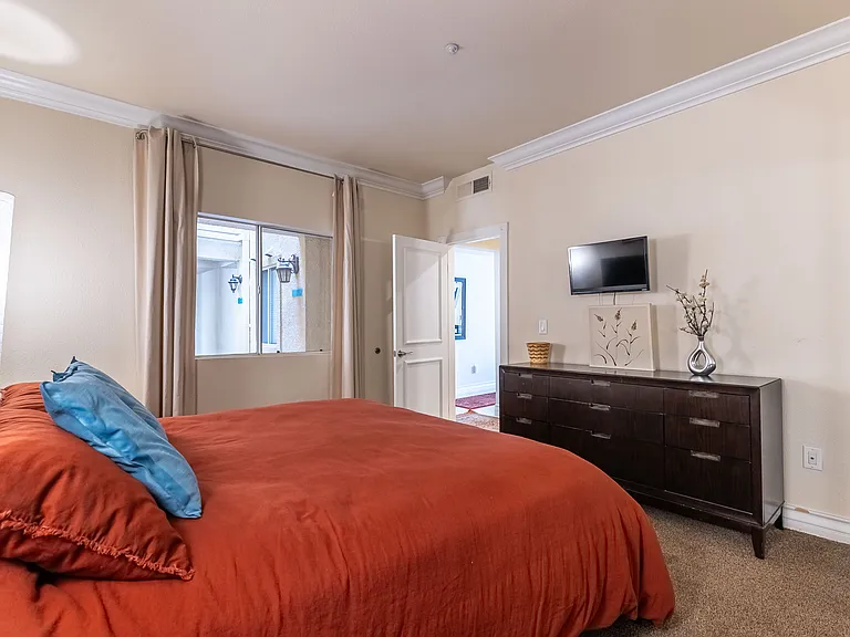 260 E Flamingo Rd #108 — Photo 6