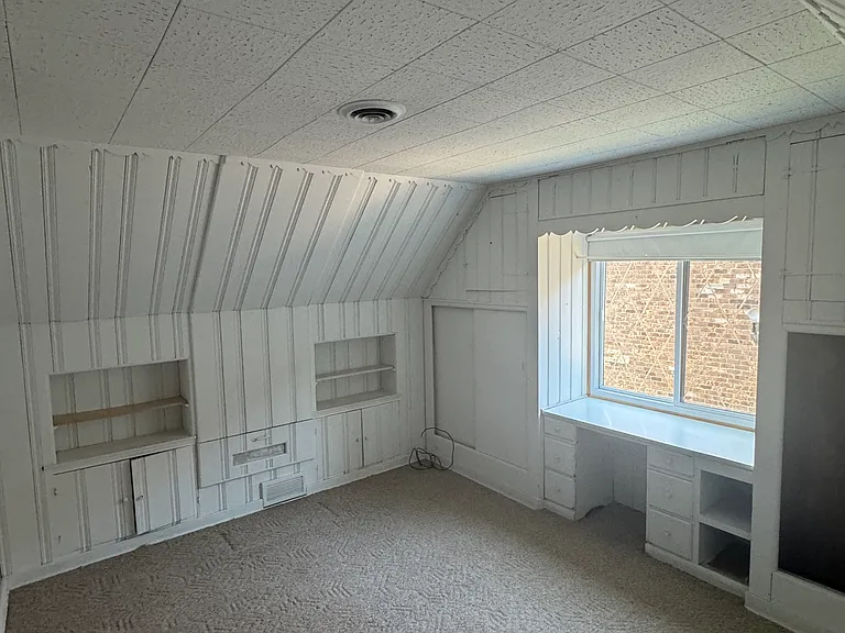 8920 Mason Ave — Photo 20