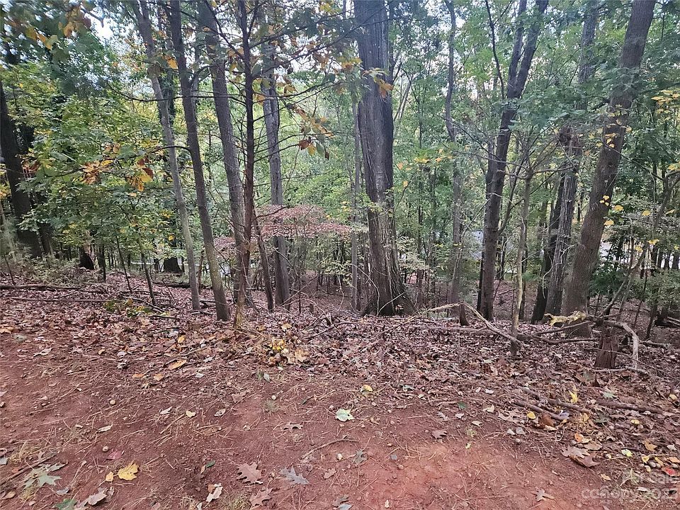 2nd image of 16086 Heron Run Dr