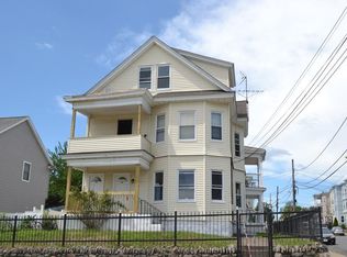 131-133 Osgood St, Lawrence, MA 01843