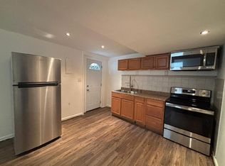 9007 Mears St, Fairfax, VA 22031