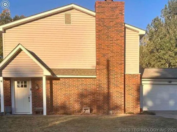 2108 Oriole St, Ponca City, OK 74601