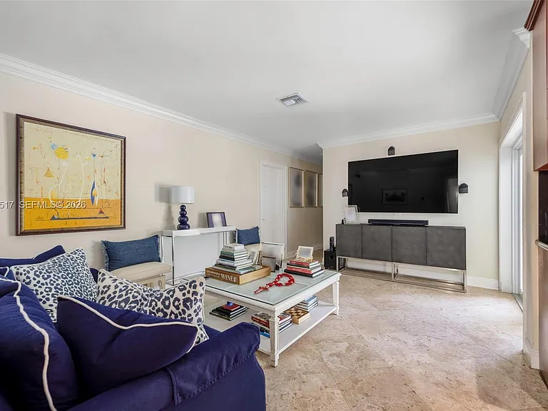 1121 Hardee Rd — Photo 6