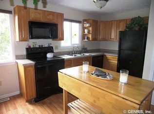 123 Woodlands, Brockport, NY 14420