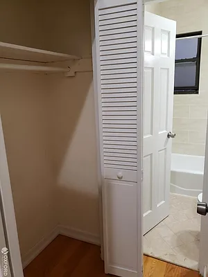 Rented by Oxford Property Group | media 10