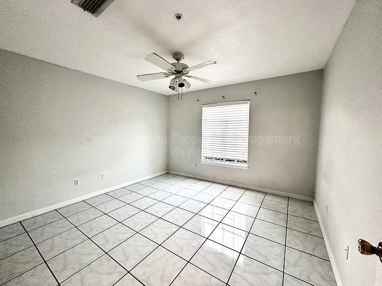 144 Reserve Cir #100 — Photo 9