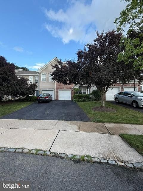 1st image of 51 York Rd