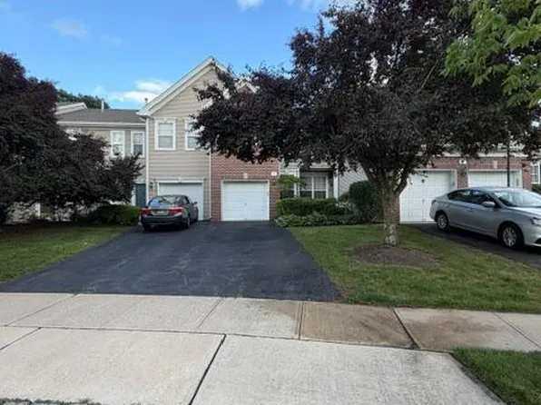 51 York Rd, West Windsor, NJ 08550
