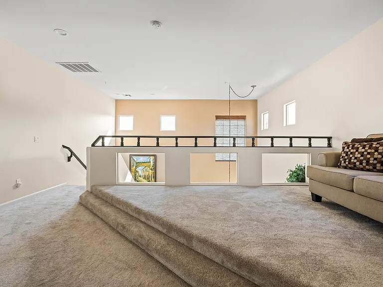 E Gail Rd — Photo 19