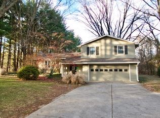 13020 W Council Rd, Yorktown, IN 47396