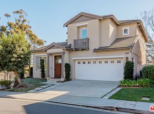 2398 Monte Verde Dr, Signal Hill, CA 90755