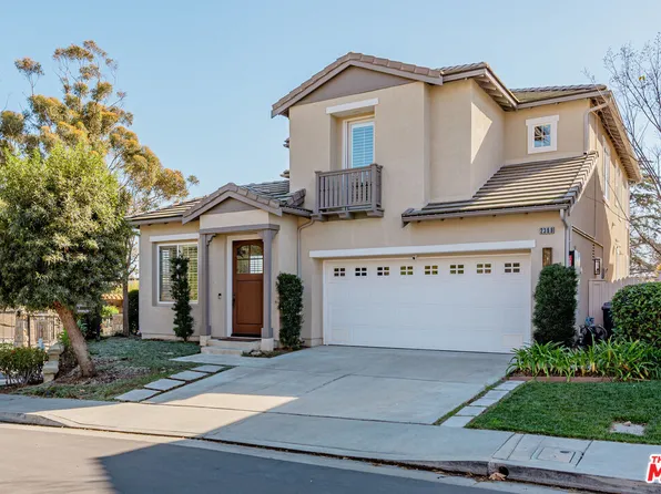 2398 Monte Verde Dr, Signal Hill, CA 90755