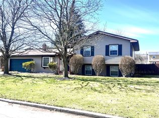 13 Hickory Park Rd, Cortland, NY 13045