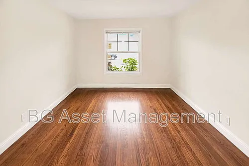 2301 8th St Photo 1