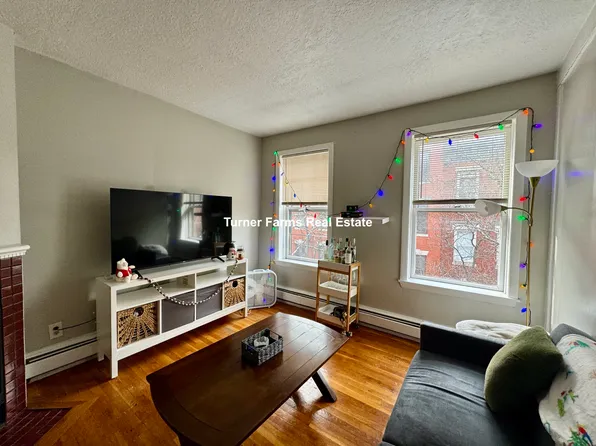 38 Garden St, Boston, MA