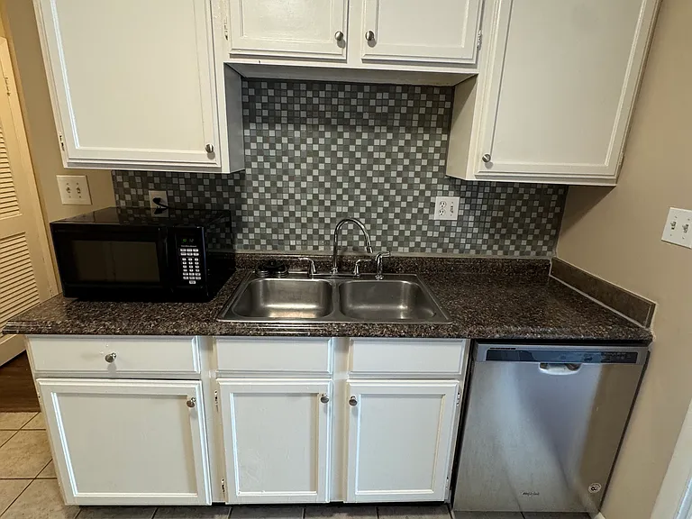 1200 Robbins Run Ct #1204 — Photo 11