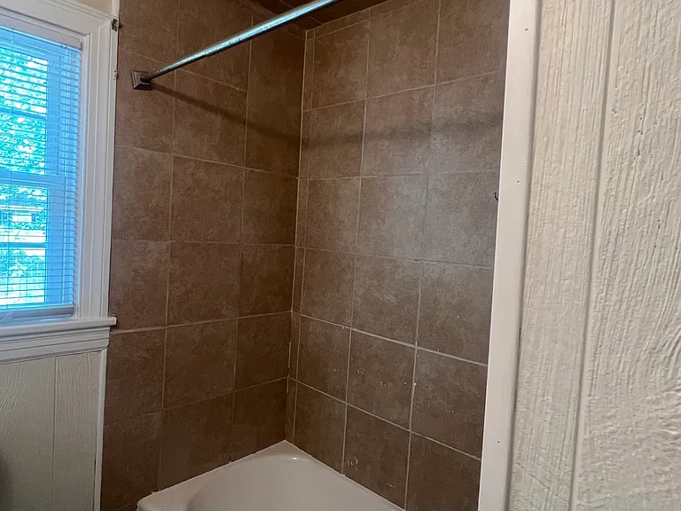 1st floor bath