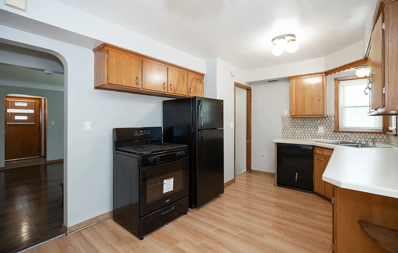 4925 E. 93rd St. Garfield Heights — Photo 4