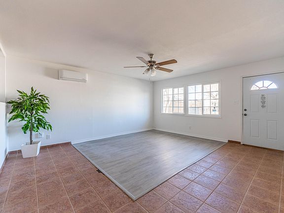 3rd image of 1024 E Avenue P4