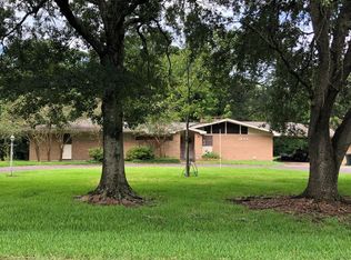 1840 Llano St, Port Neches, TX 77651
