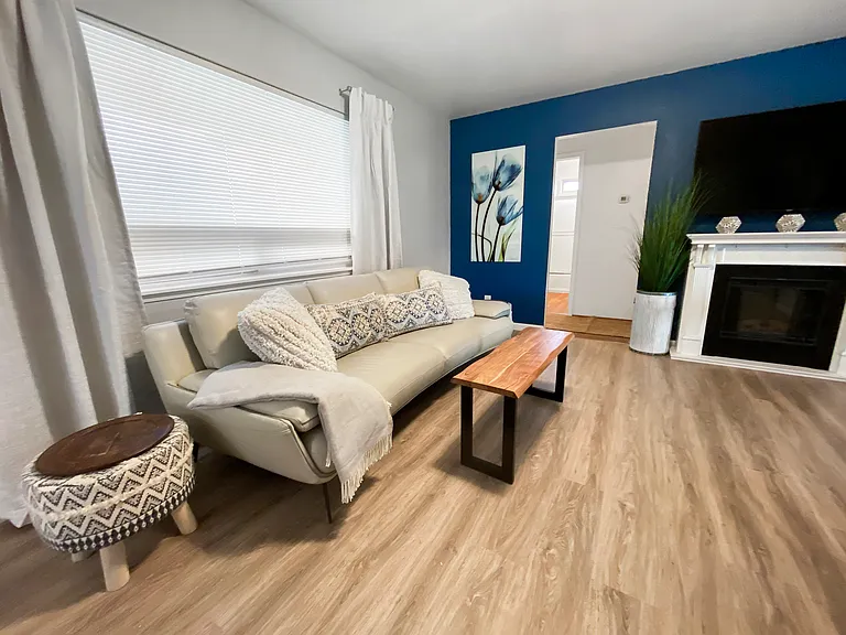 1302 Ross Ln N — Photo 24