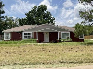832 N Tucker Ave, Shawnee, OK 74801