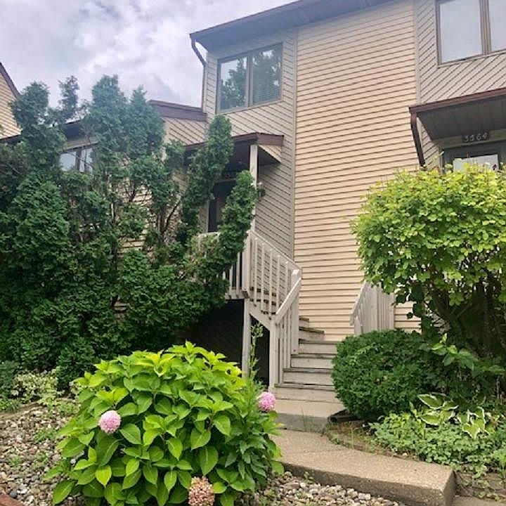 1st image of 3562 N Willow Ct