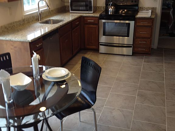 3rd image of 9468 Copenhaver Dr
