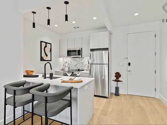 5th image of 354 E 28th St #5A