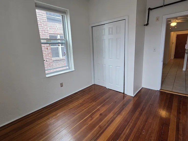 14 Battery St #4R — Photo 13