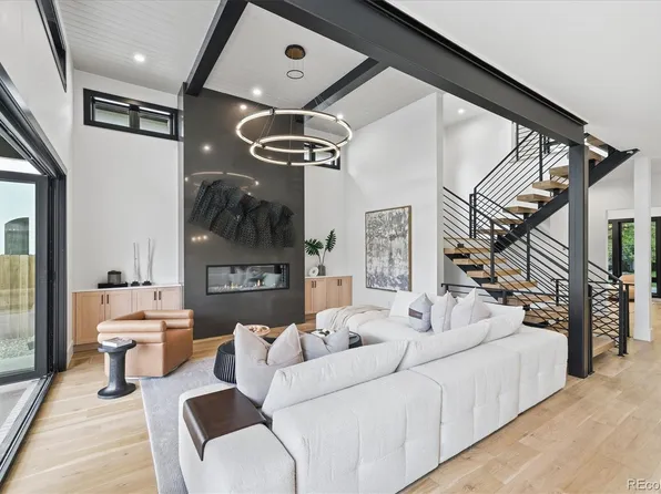 2442 S Saint Paul Street, Denver, CO 80210