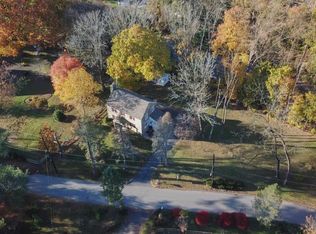 1418 Lindsay Ln, Meadowbrook, PA 19046