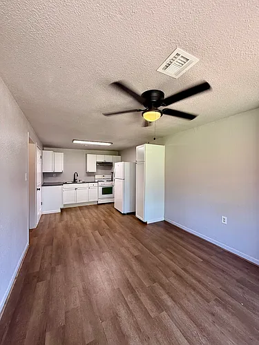 1308 NW Euclid Ave #4 Photo 1