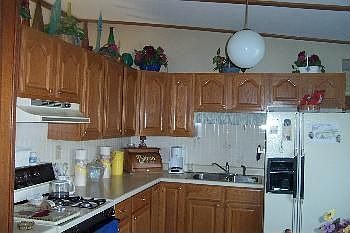2nd image of 463 Arnold Ave