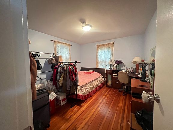 5th image of 38 Spear St #1