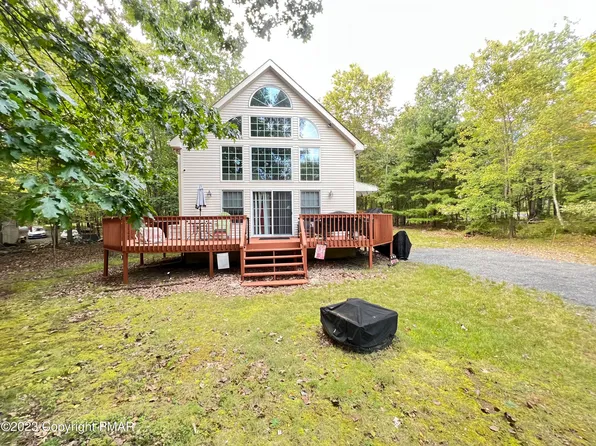 264 Kirkham Rd, Bushkill, PA 18324