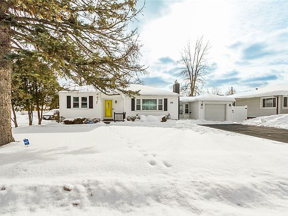 2nd image of 315 Empire Blvd