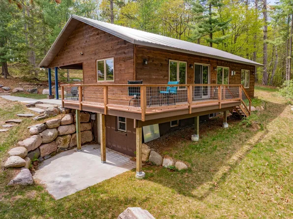 411 NW 16th St, Grand Rapids, MN 55744