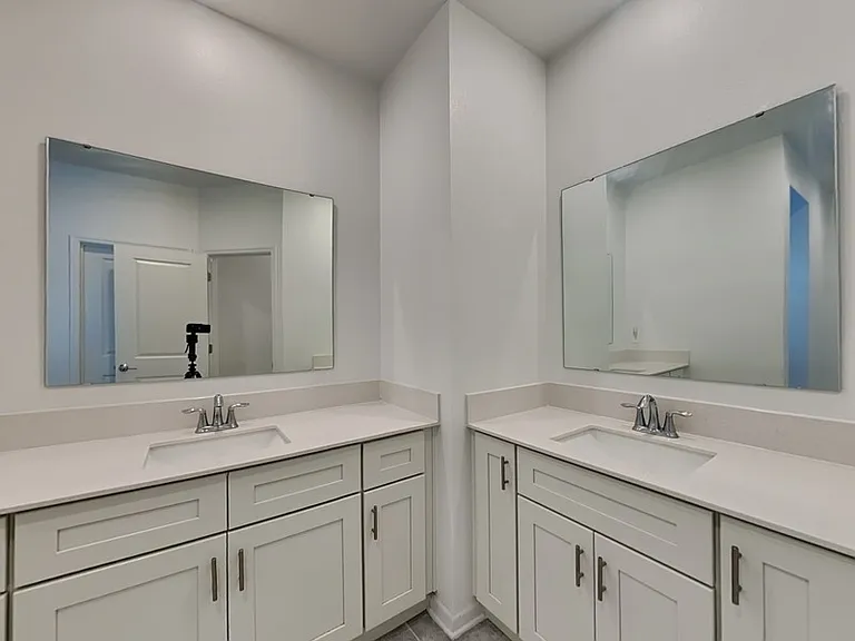 3115 Country Side Dr — Photo 10