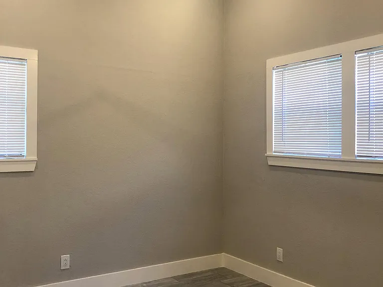 603 Devine St #2 — Photo 13