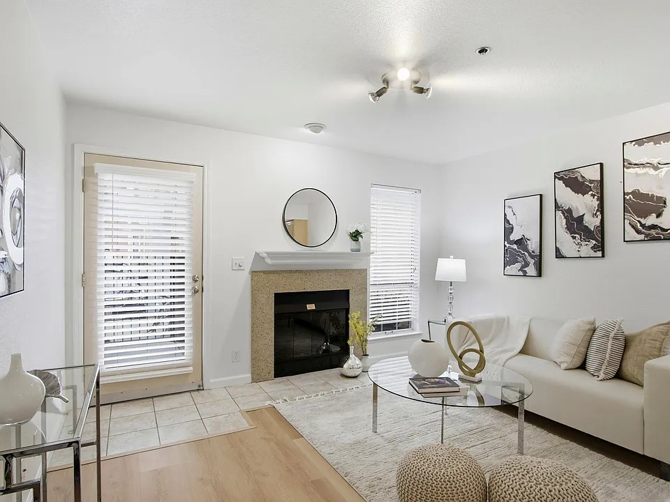 631 E El Camino Real #102