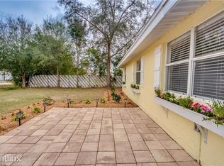 1282 Pondella Cir, North Fort Myers, FL 33903