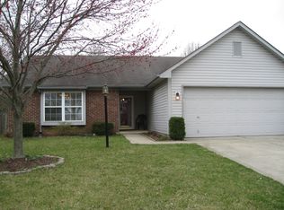 14609 Meadowcreek Dr, Carmel, IN 46033