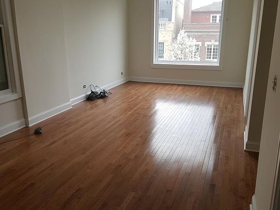 2nd image of 630 W Schubert Ave #301