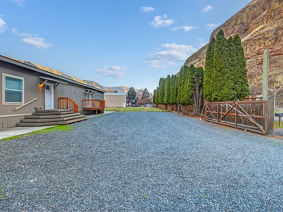 4th image of 13041 Snake River Rd