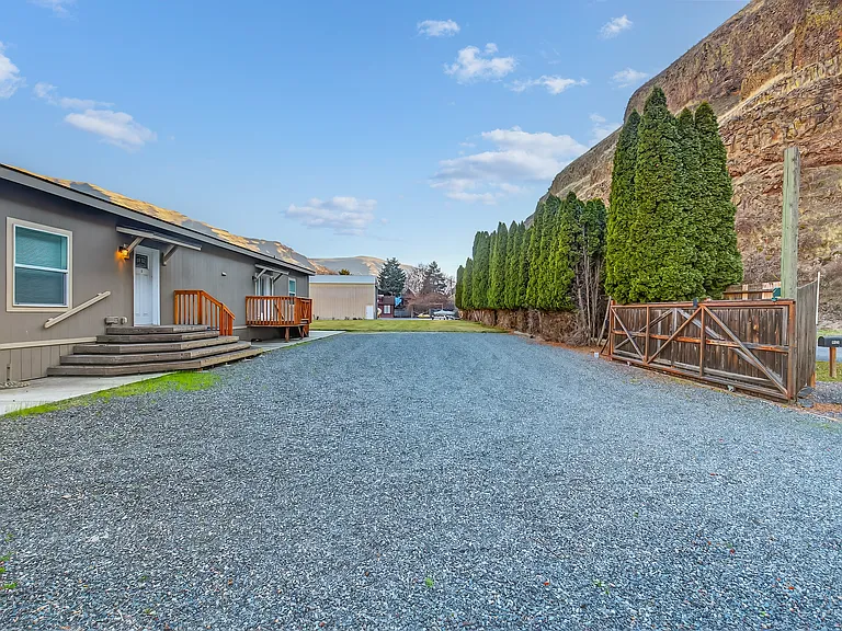 13041 Snake River Rd — Photo 4