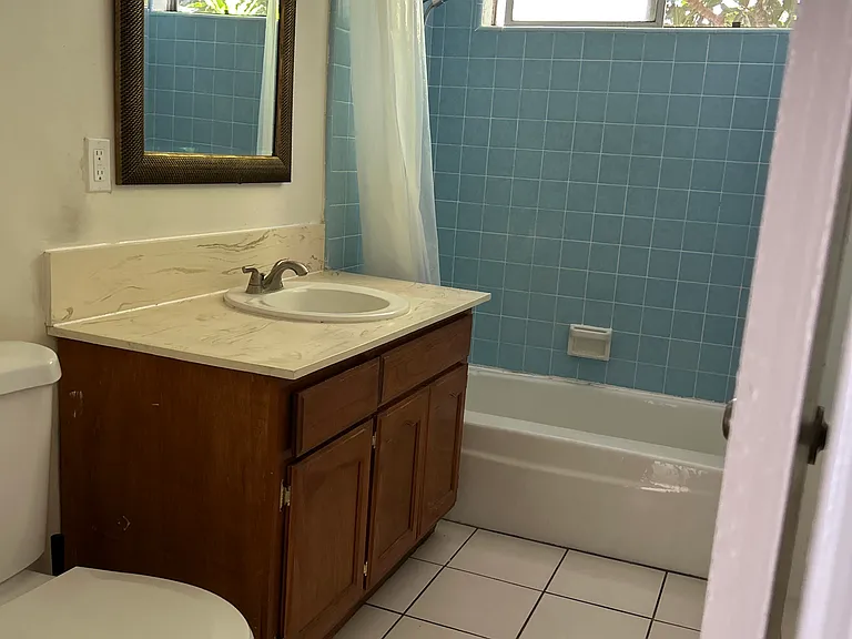 620 N Wilcox Ave — Photo 18