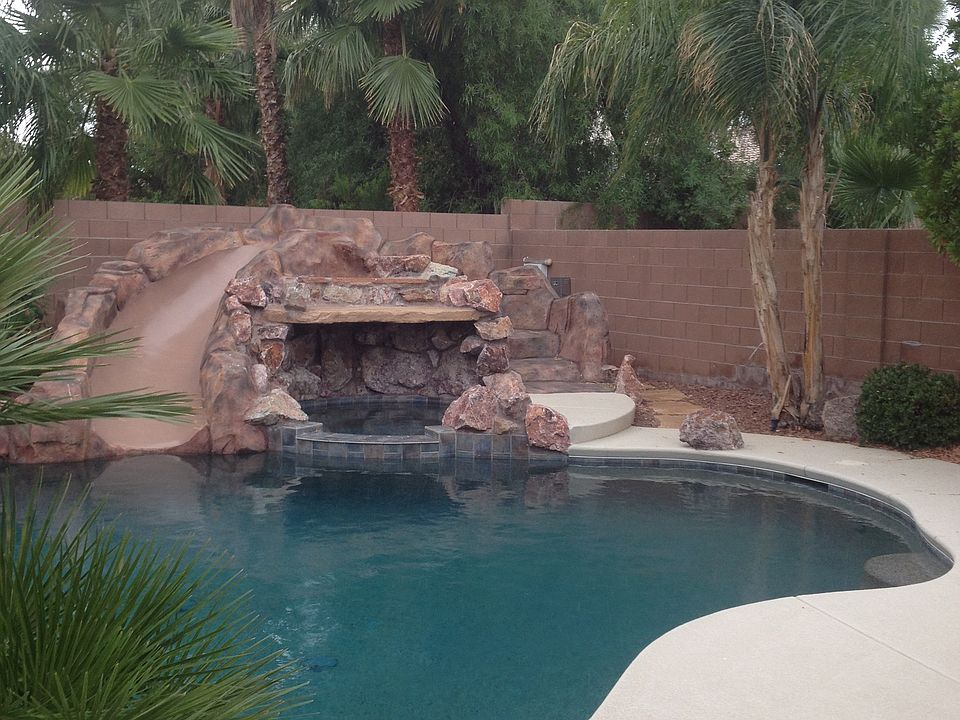 2nd image of 9533 Verneda Ct