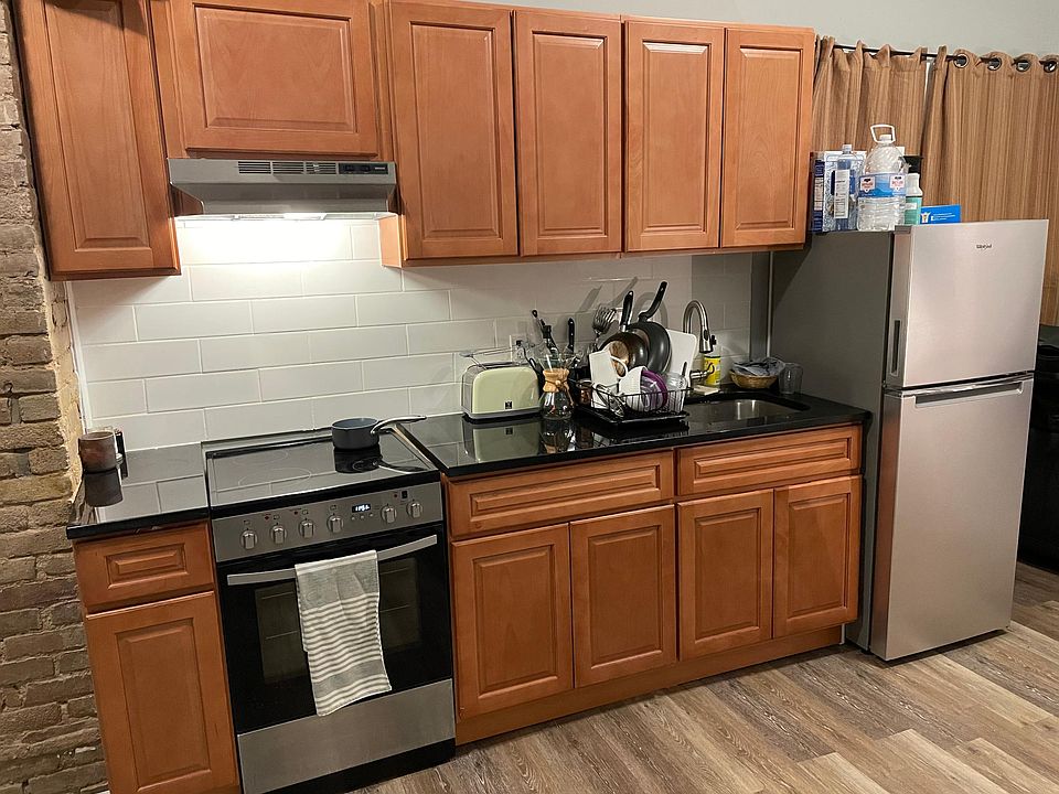 1st image of 76 Boyd St #1A